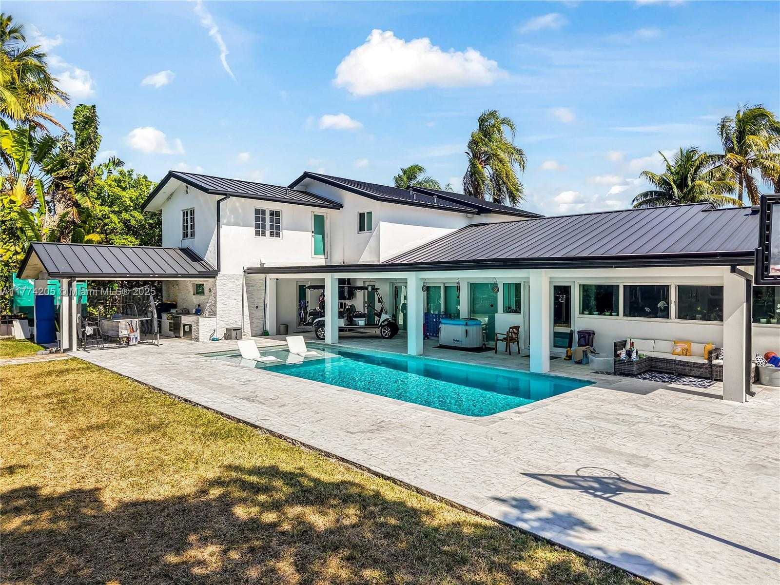 Small Image of 7501 SOUTH WEST 174TH ST, Palmetto Bay Number 10