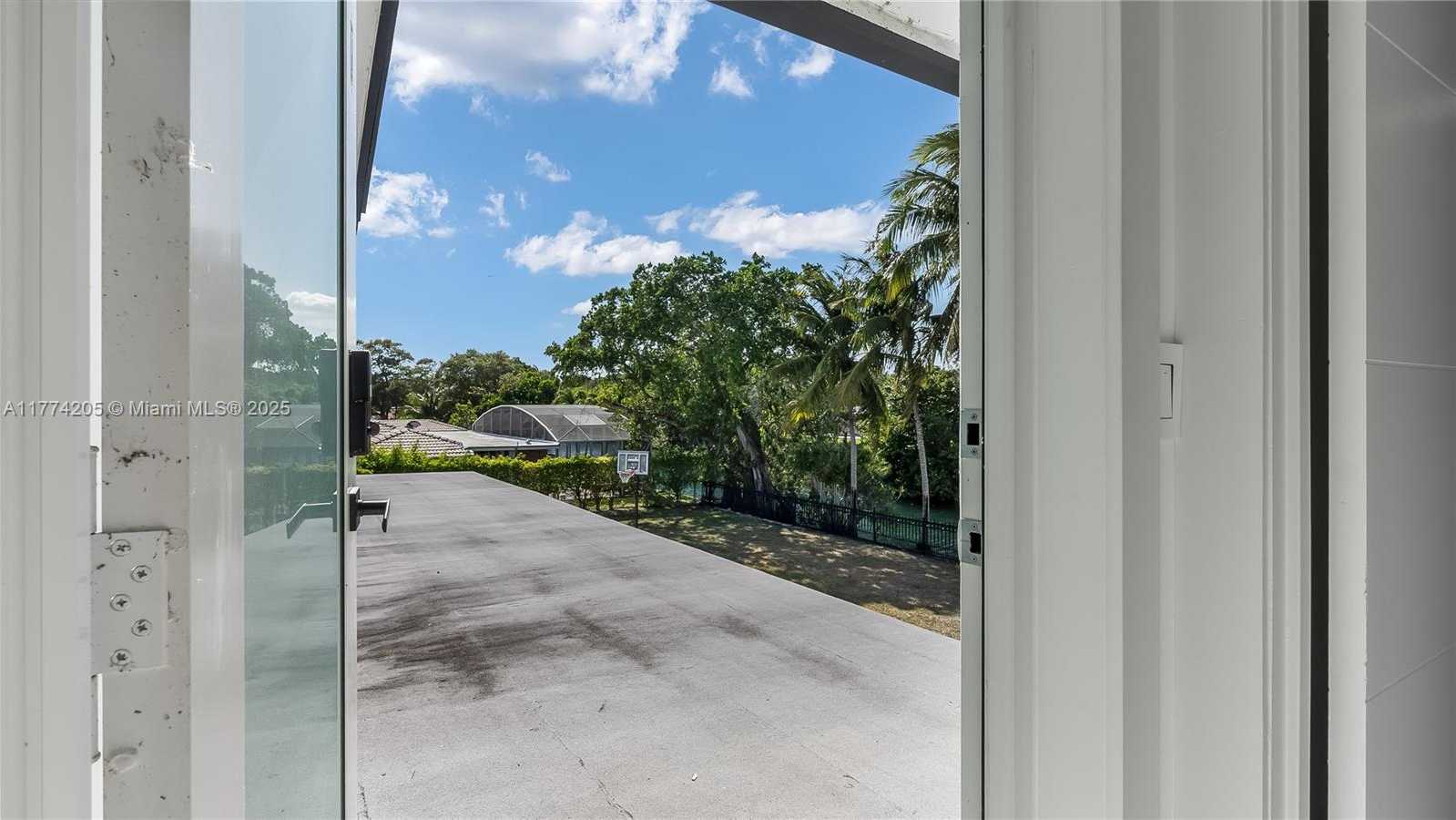 Small Image of 7501 SOUTH WEST 174TH ST, Palmetto Bay Number 23