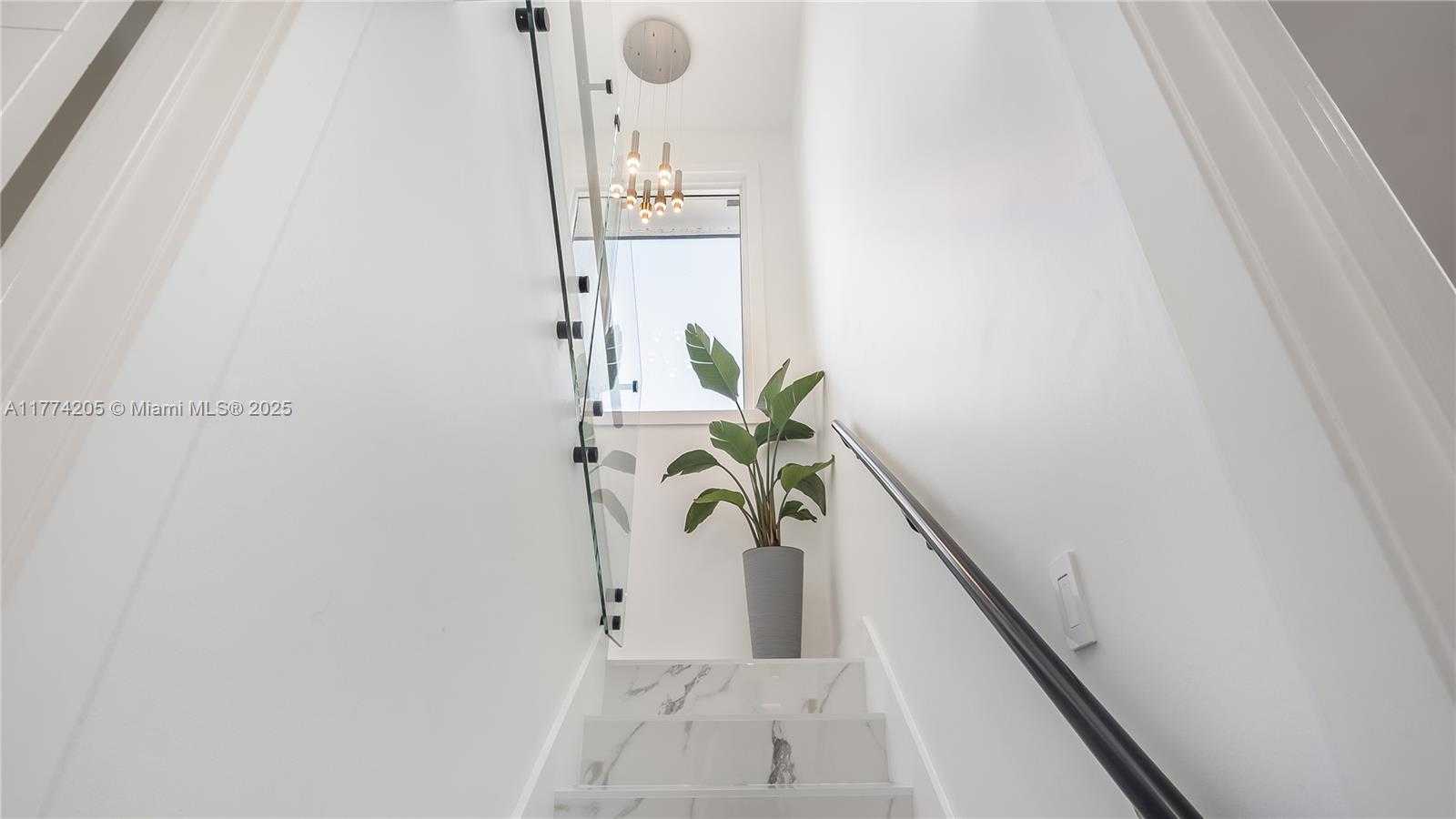 Small Image of 7501 SOUTH WEST 174TH ST, Palmetto Bay Number 28