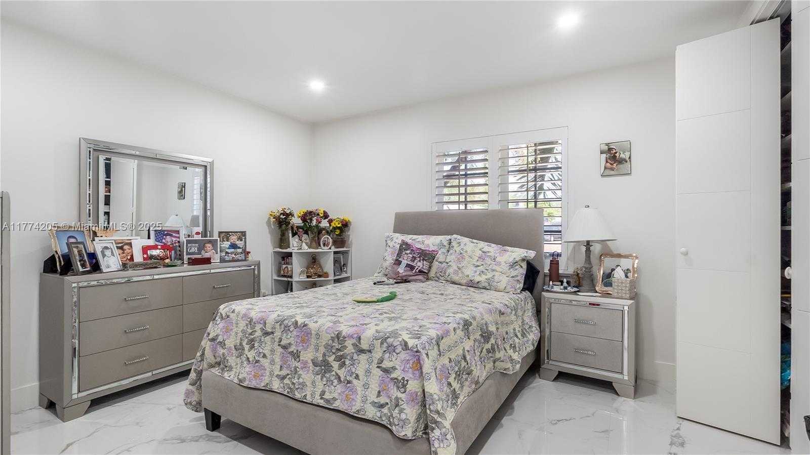 Small Image of 7501 SOUTH WEST 174TH ST, Palmetto Bay Number 35