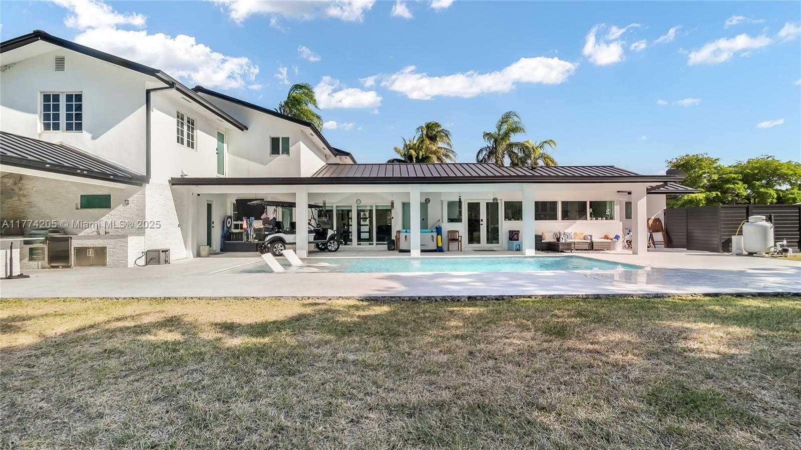 Small Image of 7501 SOUTH WEST 174TH ST, Palmetto Bay Number 63