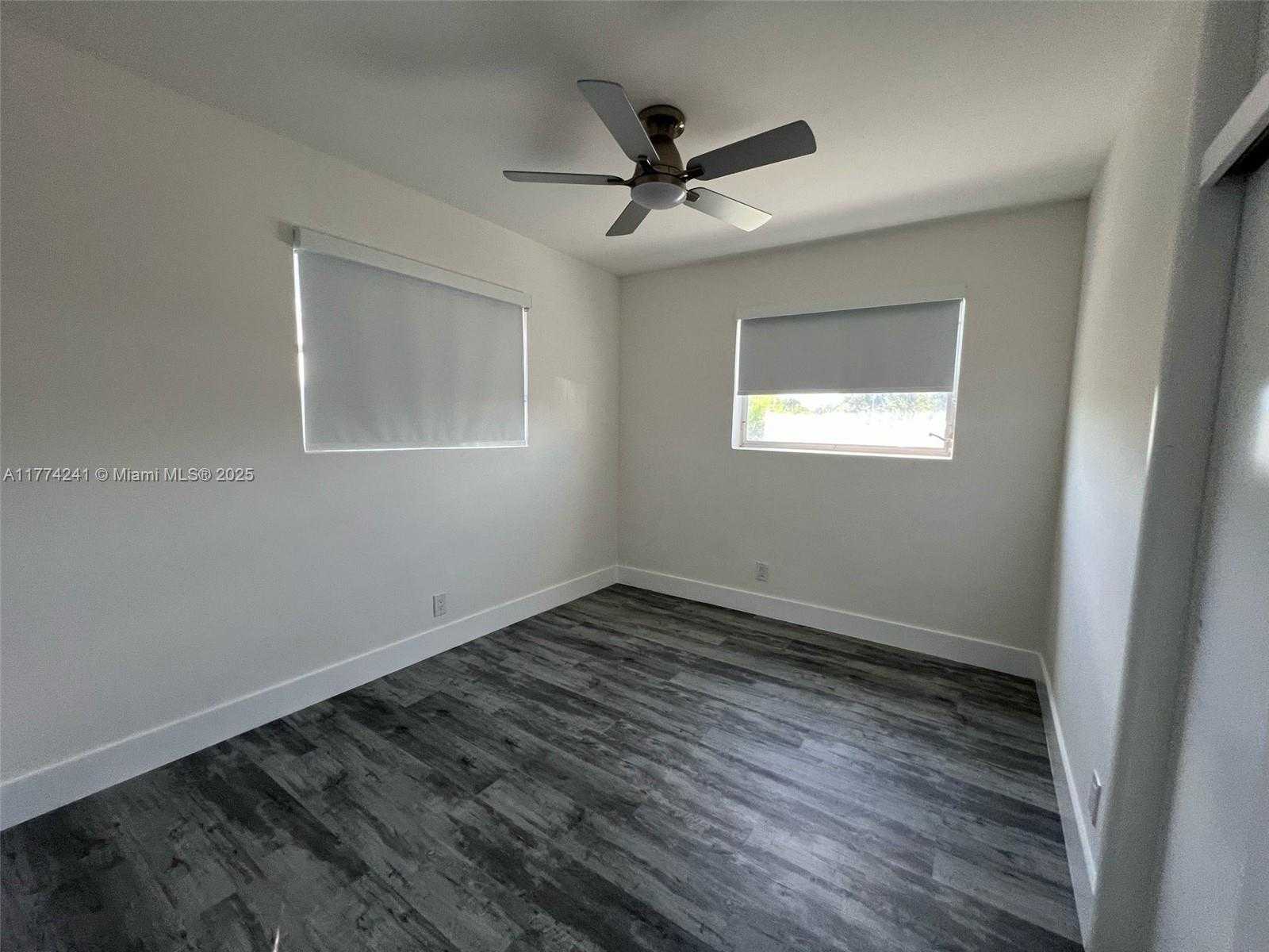 Small Image of 6761 SHERIDAN ST, Hollywood Number 6
