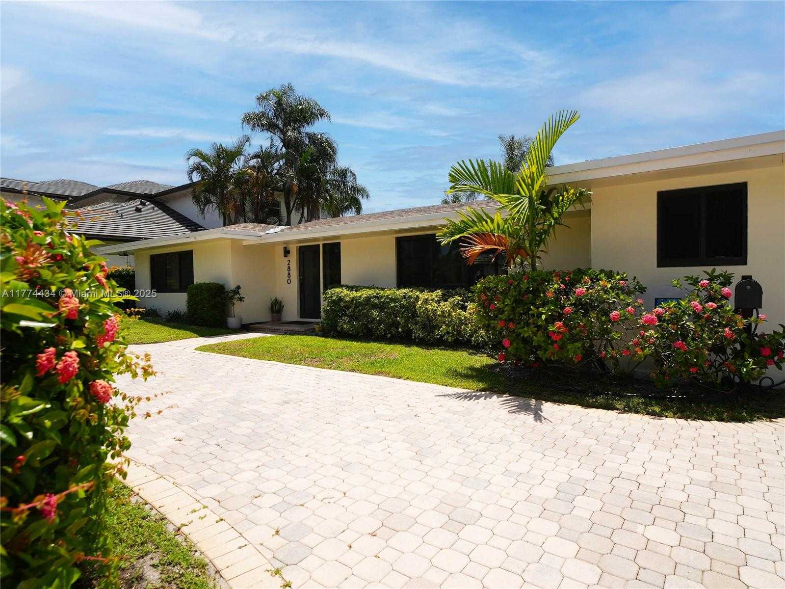 Small Image of 2880 NORTH EAST 23RD PL, Pompano Beach Number 12