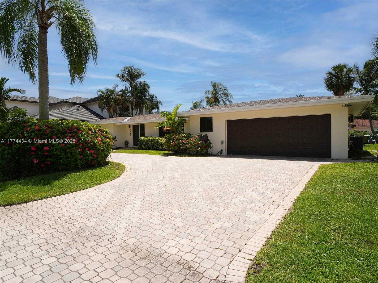 Small Image of 2880 NORTH EAST 23RD PL, Pompano Beach Number 13