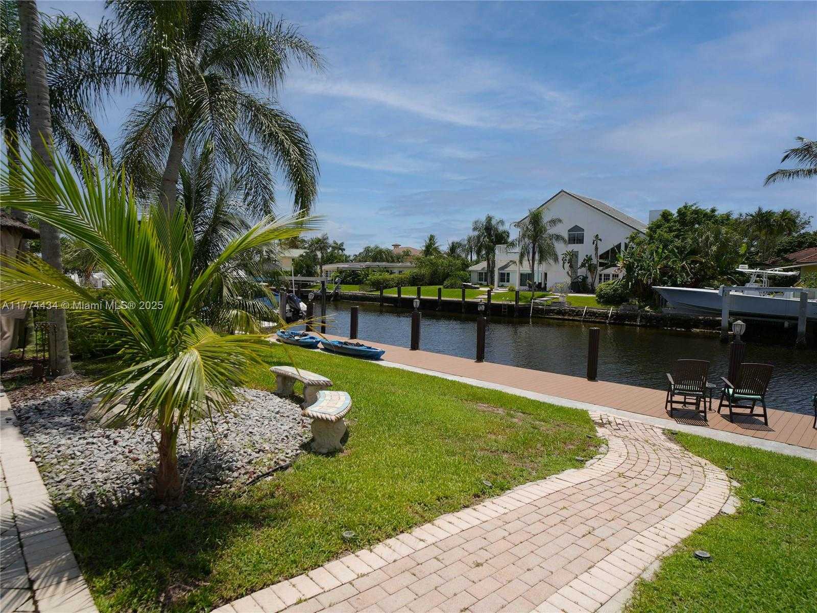 Small Image of 2880 NORTH EAST 23RD PL, Pompano Beach Number 15