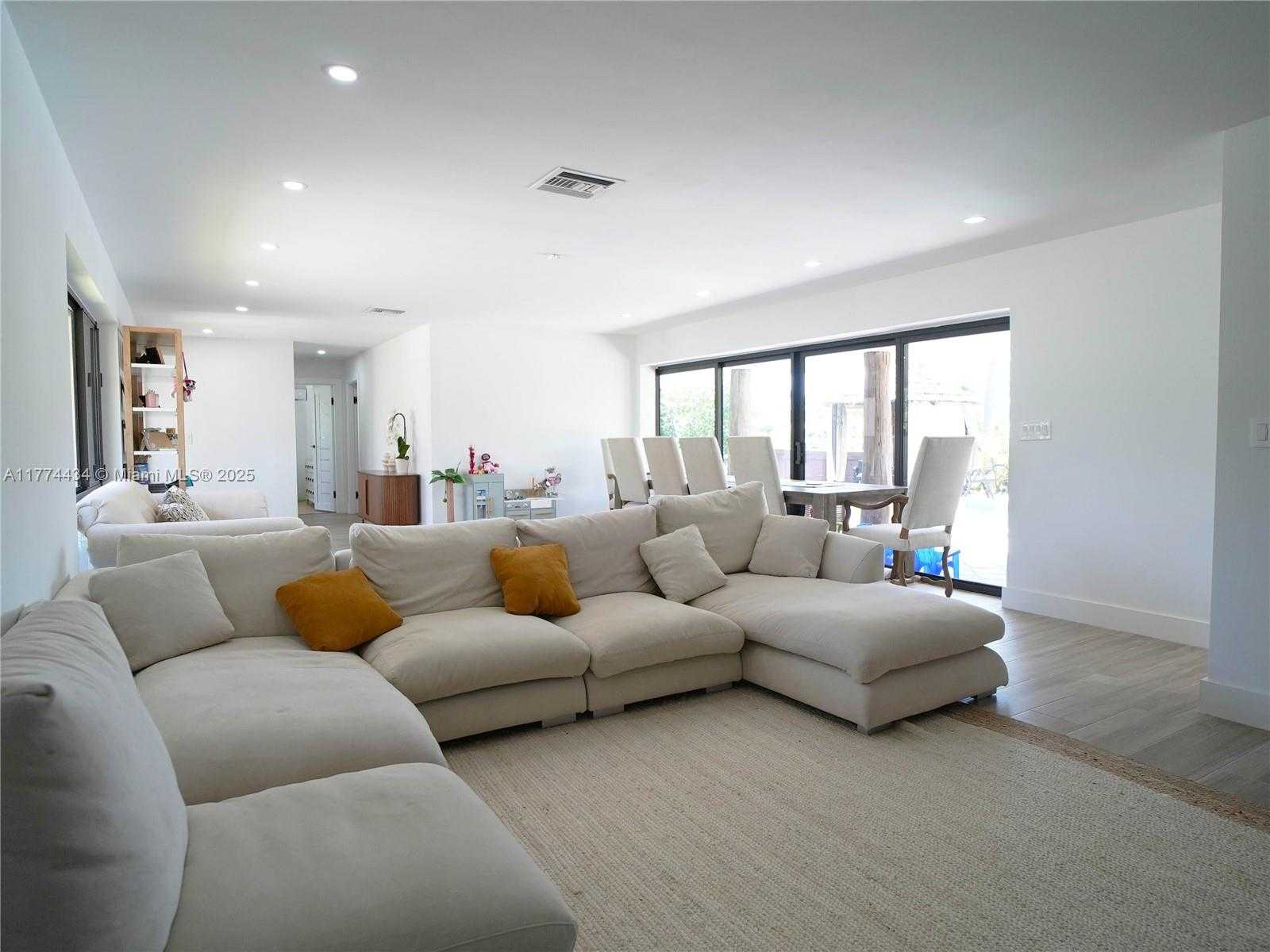 Small Image of 2880 NORTH EAST 23RD PL, Pompano Beach Number 19