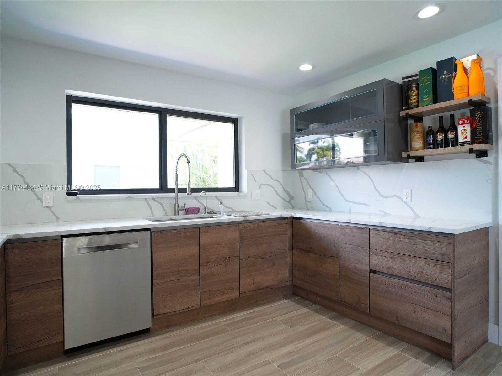 Small Image of 2880 NORTH EAST 23RD PL, Pompano Beach Number 32