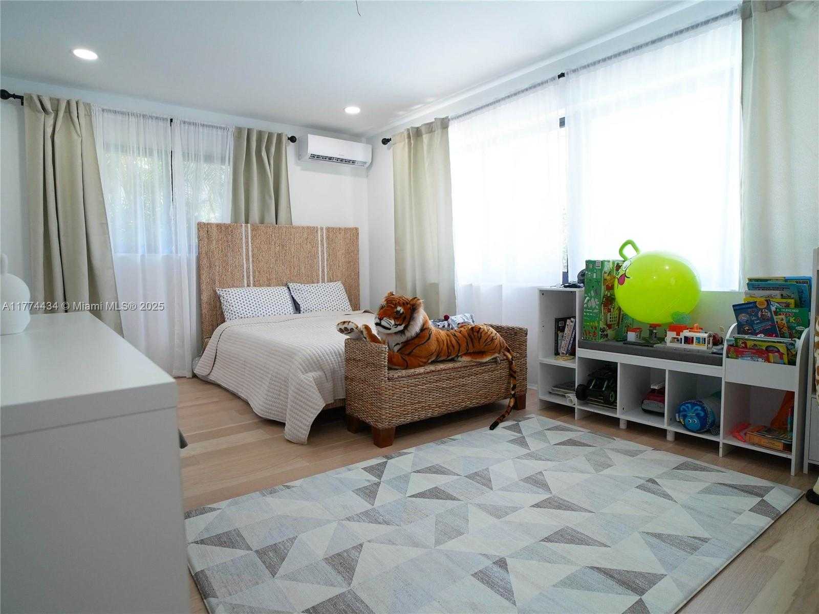 Small Image of 2880 NORTH EAST 23RD PL, Pompano Beach Number 37