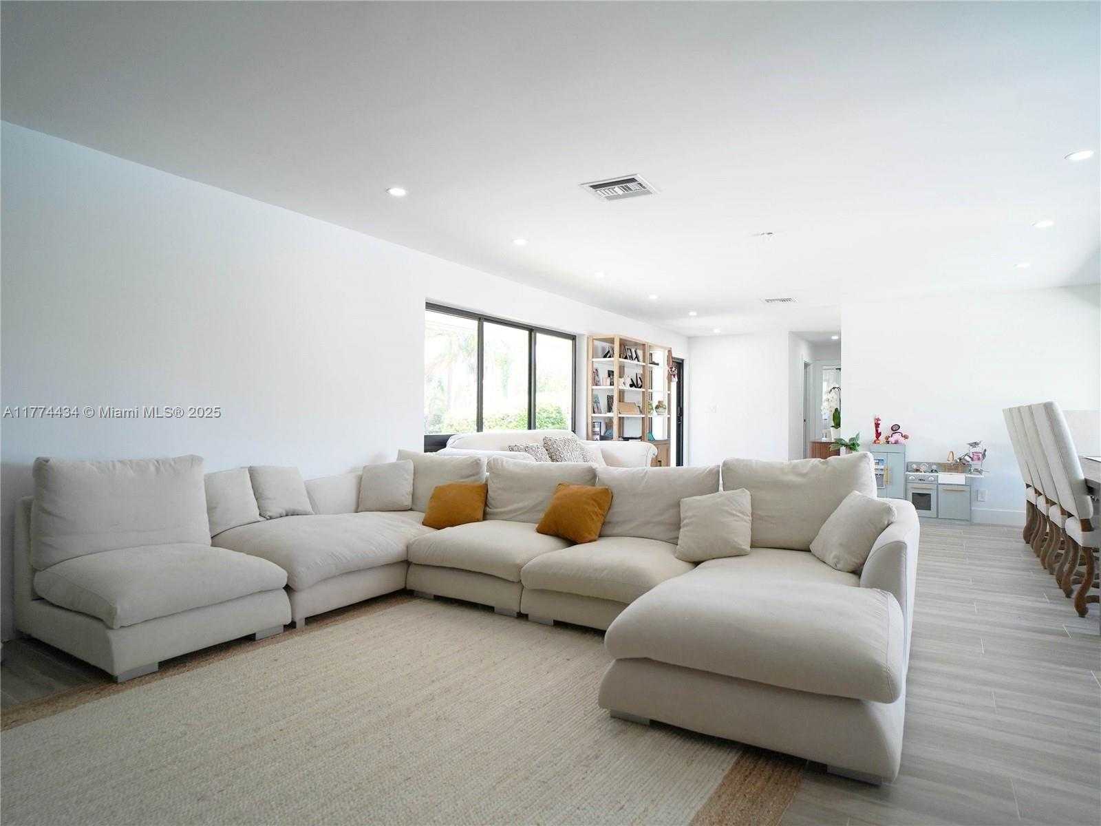 Small Image of 2880 NORTH EAST 23RD PL, Pompano Beach Number 49