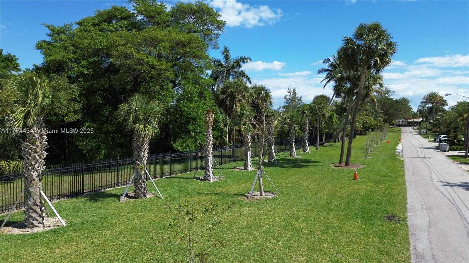 Small Image of 2880 NORTH EAST 23RD PL, Pompano Beach Number 60