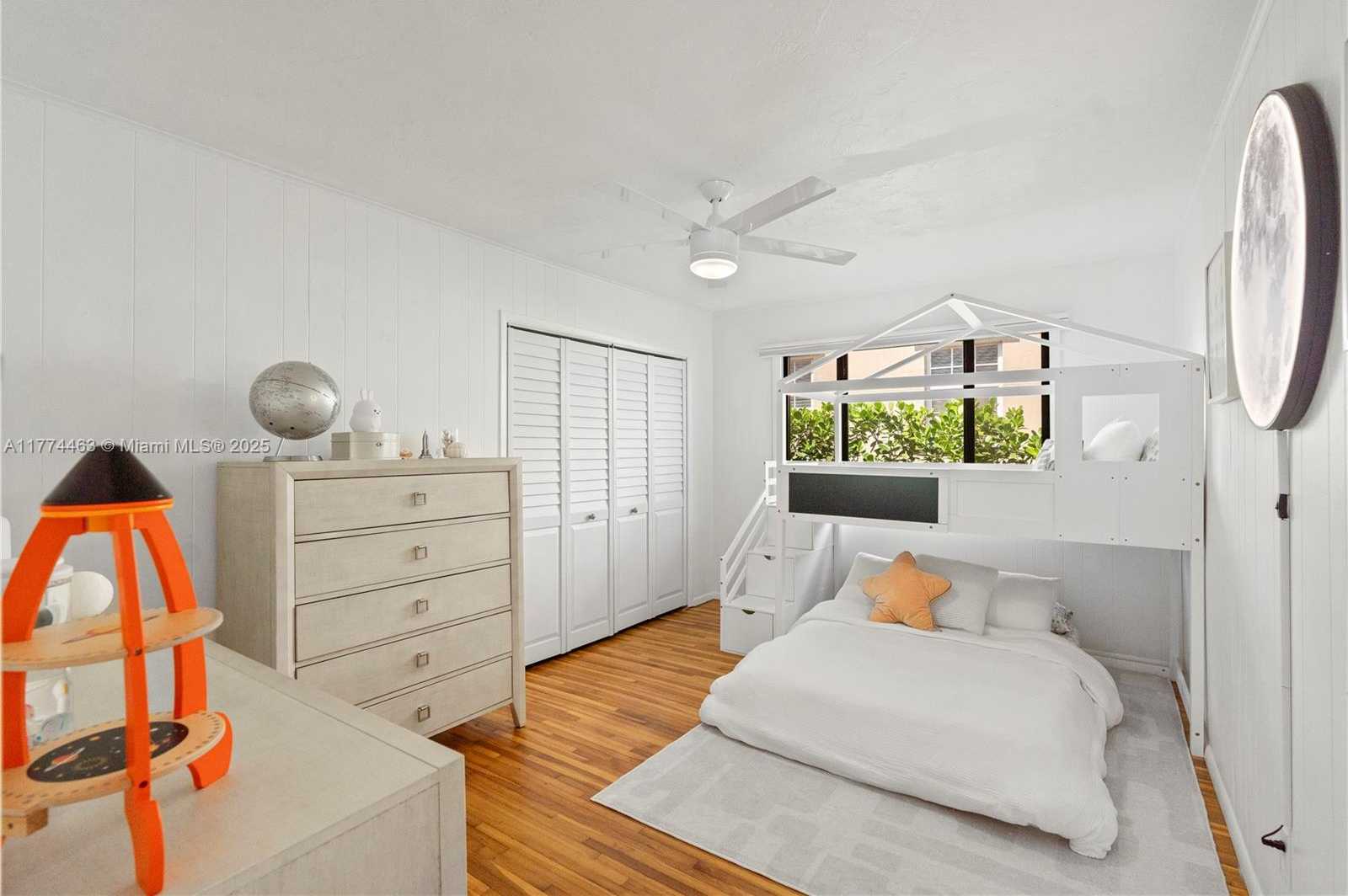 Small Image of 850 HOLLYWOOD BLVD, Hollywood Number 17