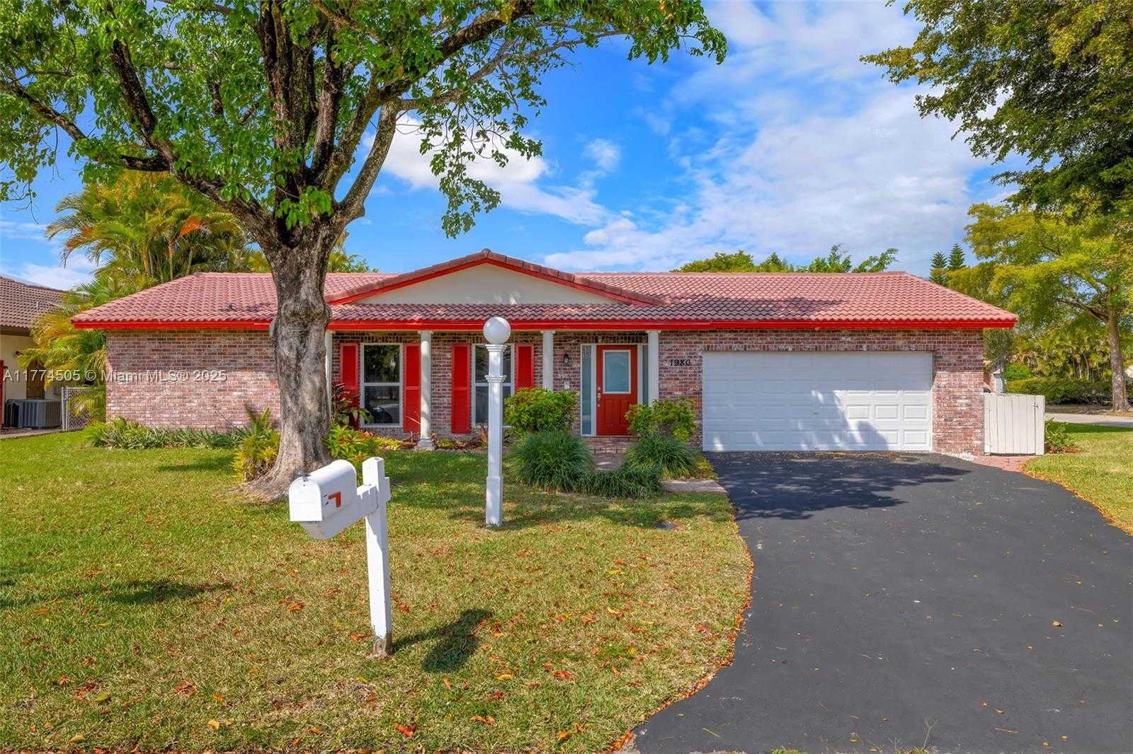 Small Image of 1980 NORTH WEST 81ST AVE, Coral Springs Number 23