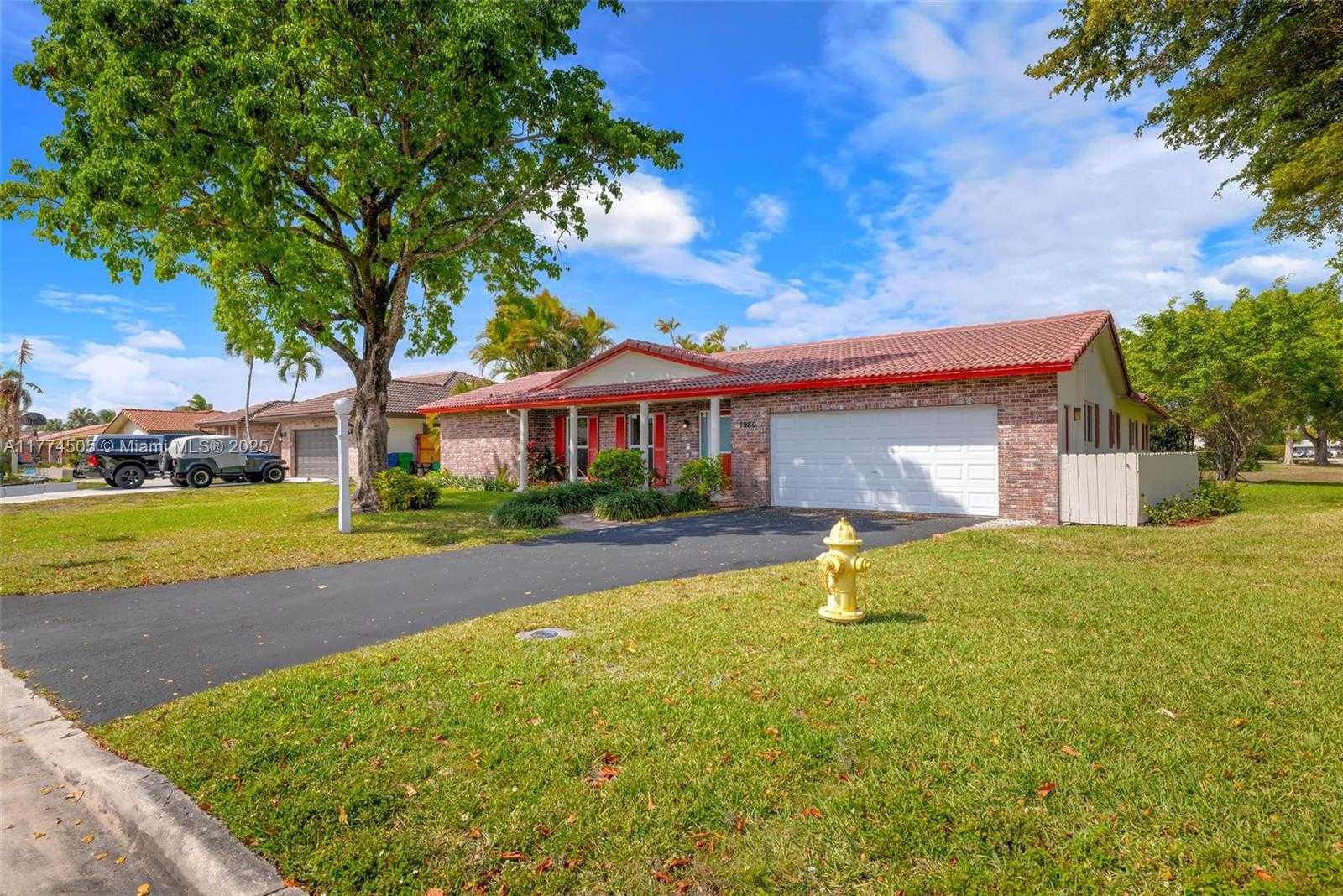 Small Image of 1980 NORTH WEST 81ST AVE, Coral Springs Number 24