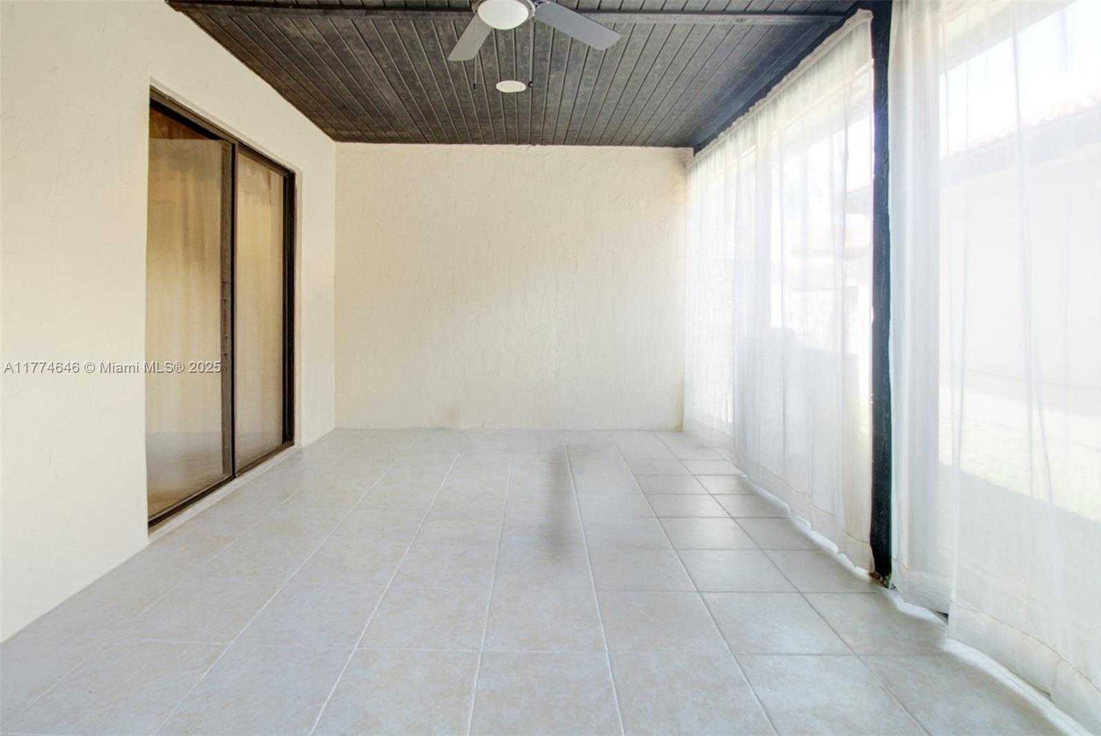 Small Image of 17349 NORTH WEST 62ND PL, Hialeah Number 23