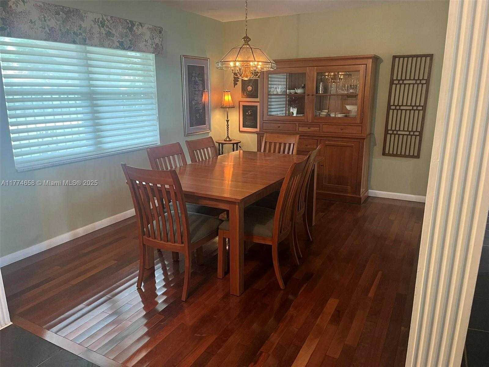 Small Image of 7461 SOUTH WEST 7TH ST, Plantation Number 3