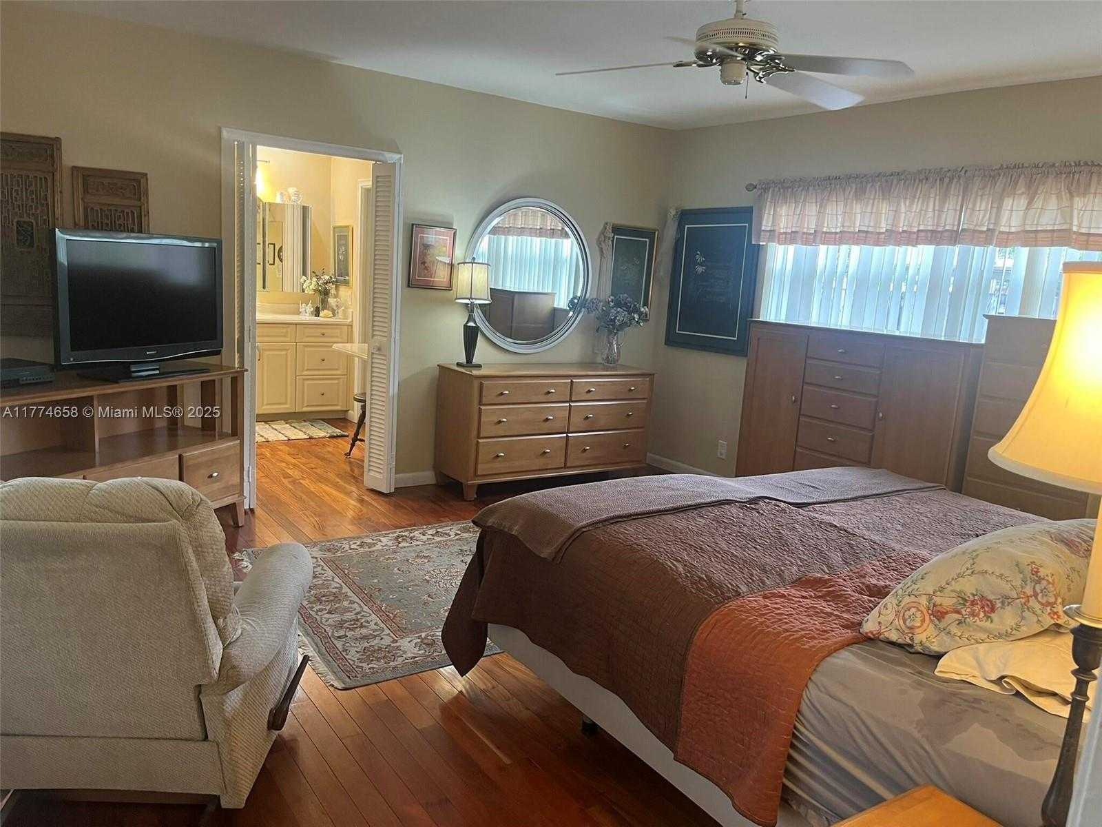 Small Image of 7461 SOUTH WEST 7TH ST, Plantation Number 8