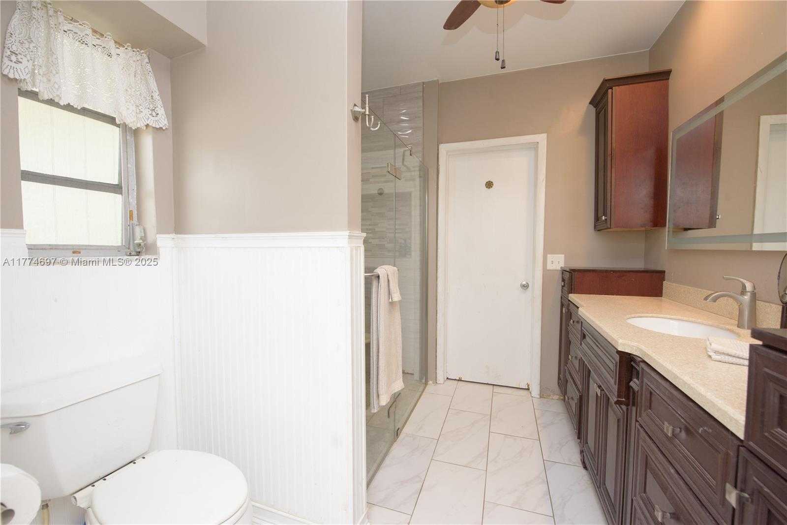 Small Image of 434 NORTH WEST 20TH ST, Homestead Number 11