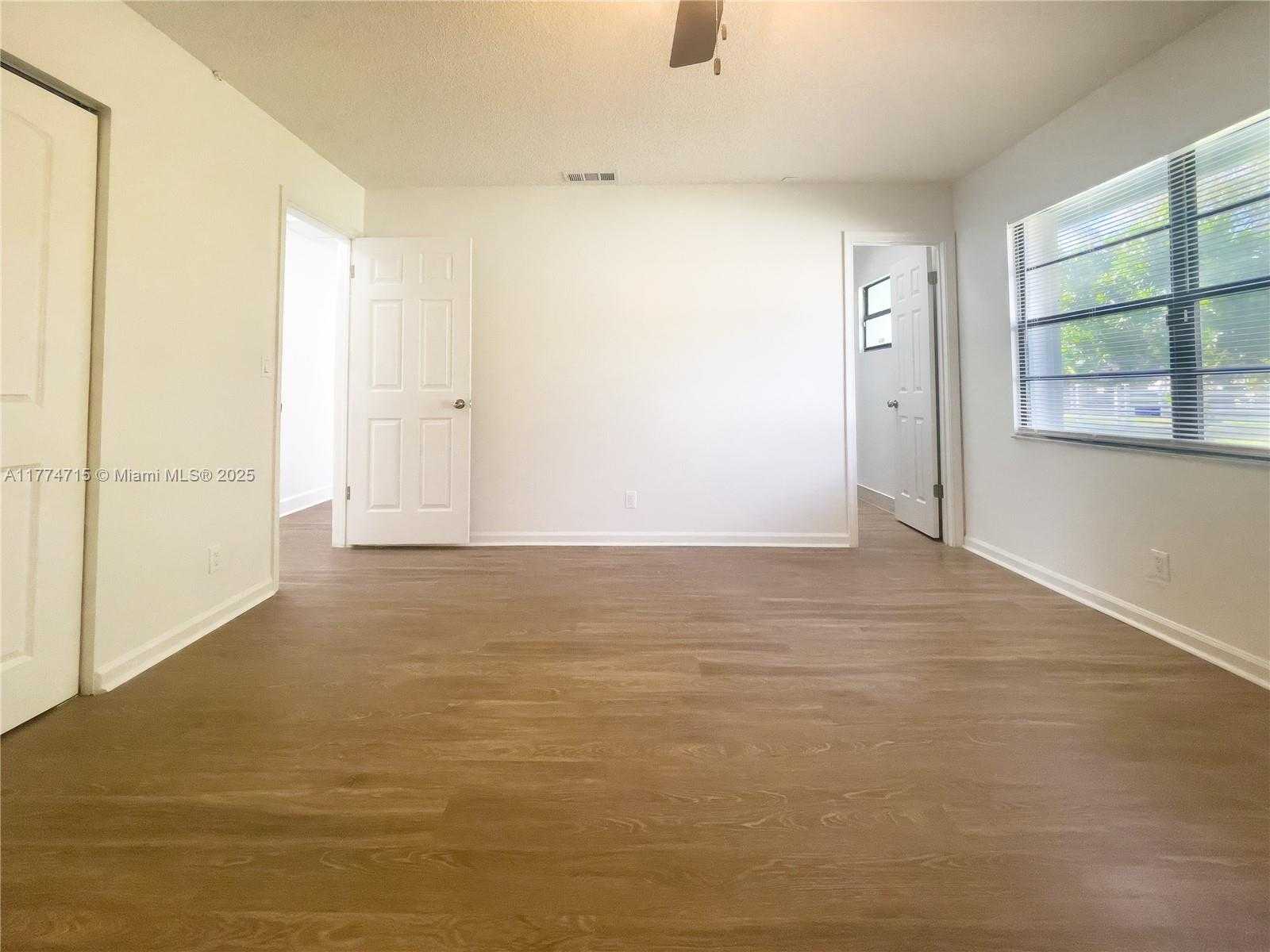 Small Image of 7429 SOUTH WEST 14TH CT, North Lauderdale Number 23