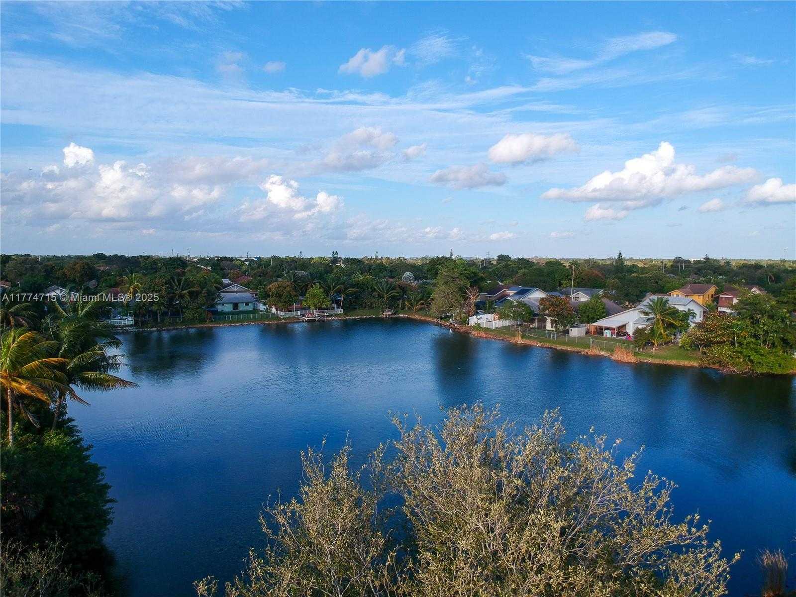 Small Image of 7429 SOUTH WEST 14TH CT, North Lauderdale Number 40
