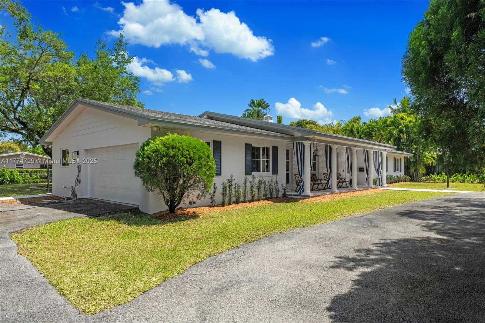 Small Image of 14725 SOUTH WEST 82ND AVE, Palmetto Bay Number 3