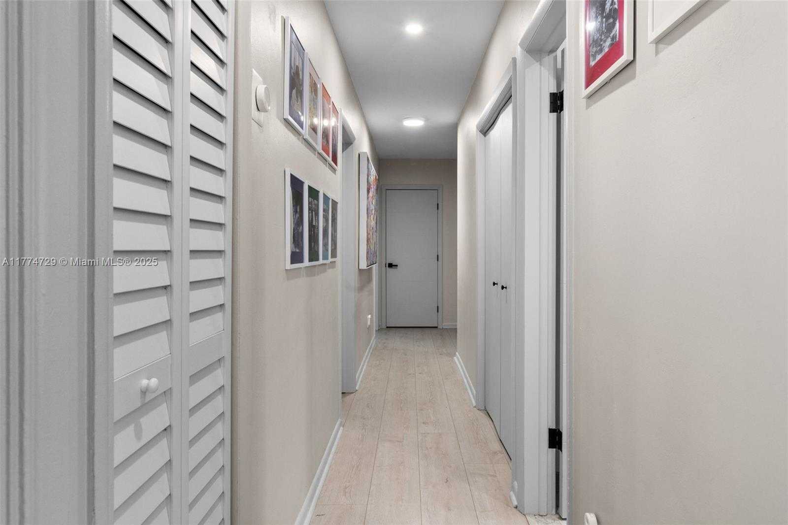 Small Image of 14725 SOUTH WEST 82ND AVE, Palmetto Bay Number 33