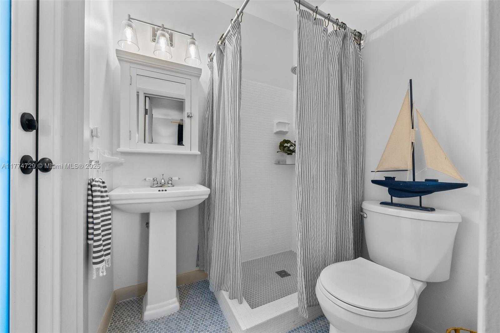 Small Image of 14725 SOUTH WEST 82ND AVE, Palmetto Bay Number 40