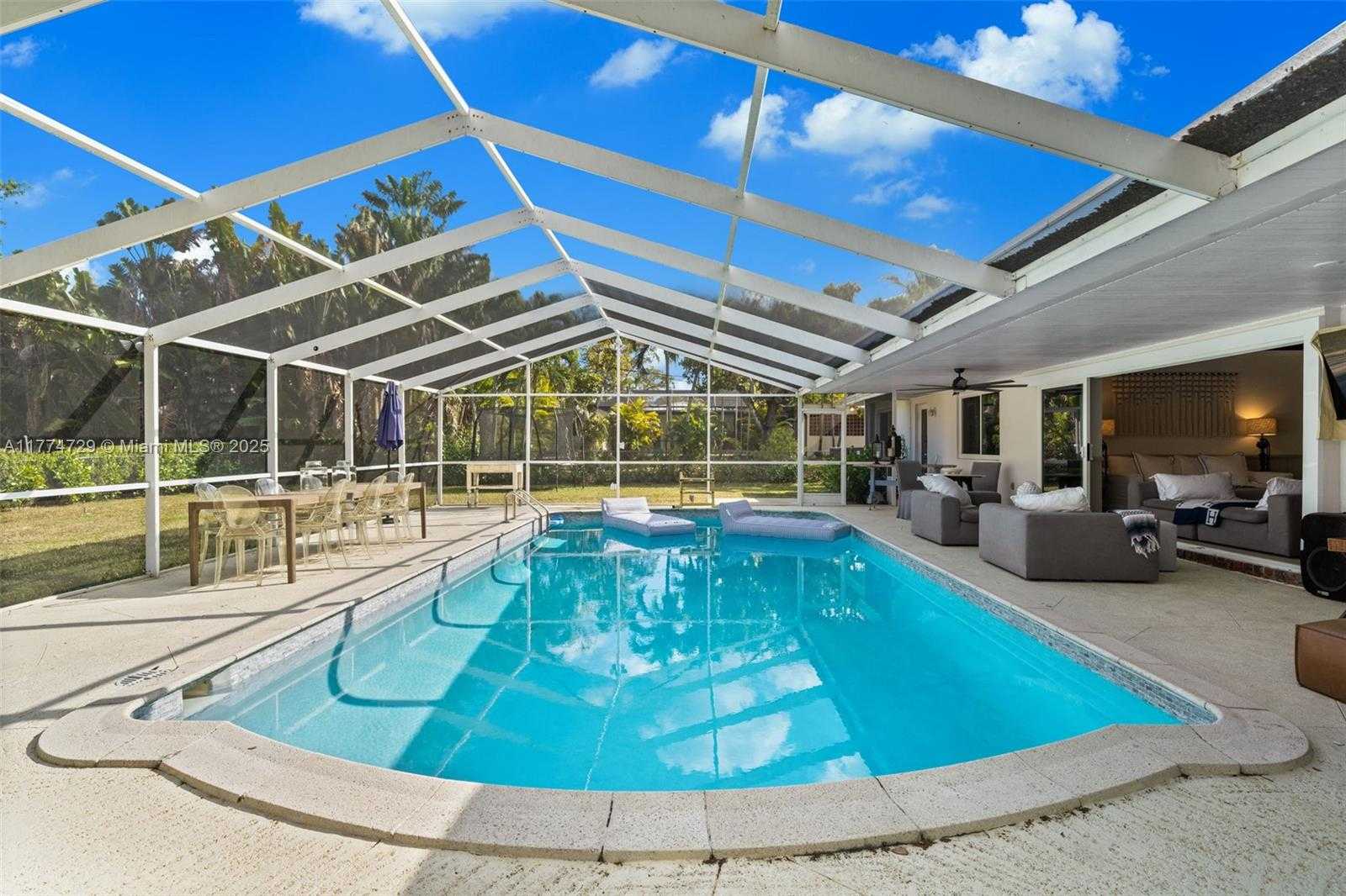 Small Image of 14725 SOUTH WEST 82ND AVE, Palmetto Bay Number 42