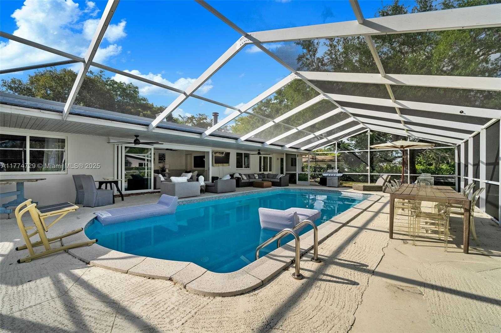 Small Image of 14725 SOUTH WEST 82ND AVE, Palmetto Bay Number 44