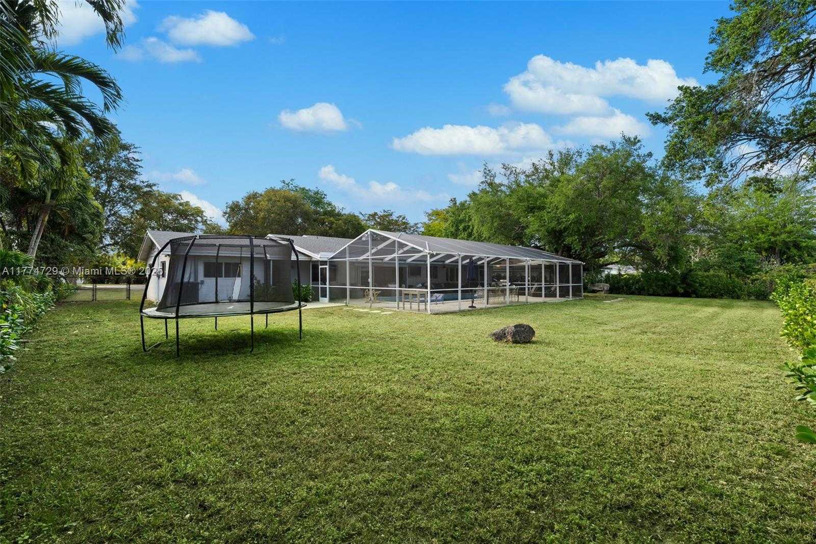 Small Image of 14725 SOUTH WEST 82ND AVE, Palmetto Bay Number 49