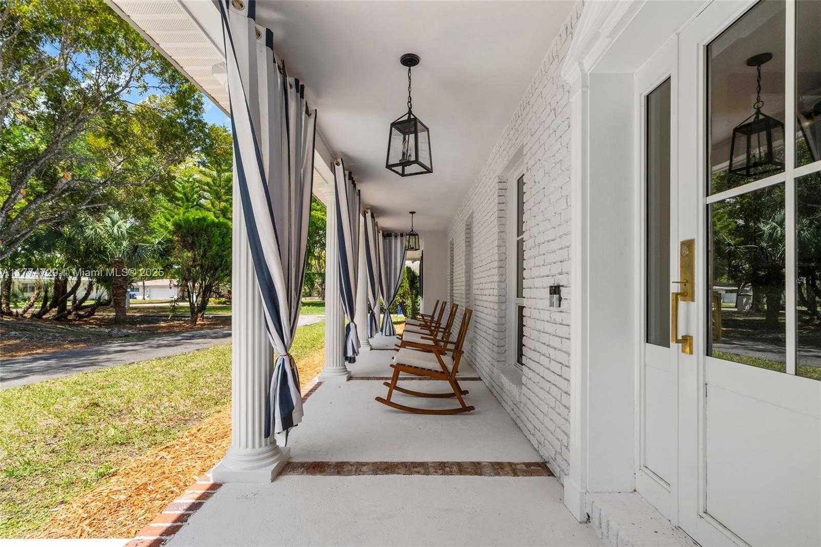 Small Image of 14725 SOUTH WEST 82ND AVE, Palmetto Bay Number 5