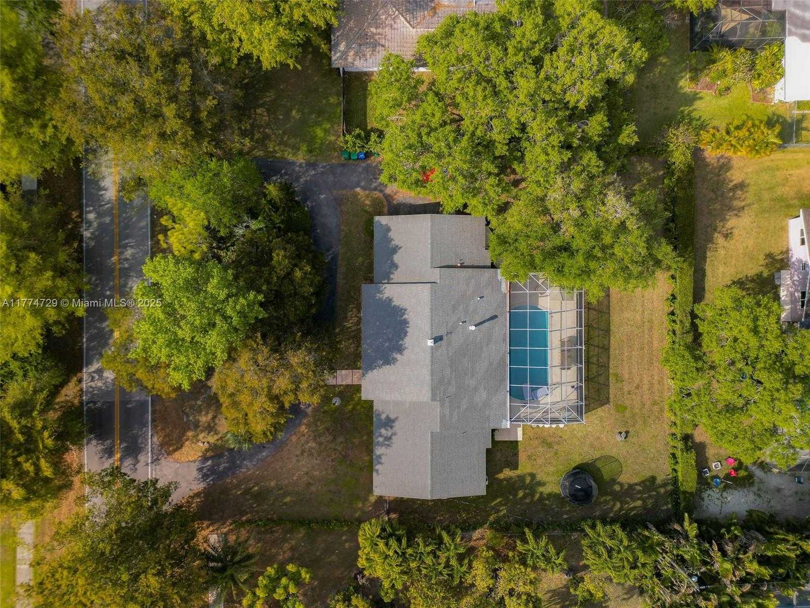 Small Image of 14725 SOUTH WEST 82ND AVE, Palmetto Bay Number 51