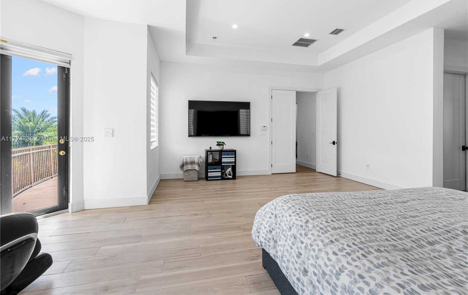 Small Image of 7767 SOUTH WEST 188TH ST, Cutler Bay Number 29