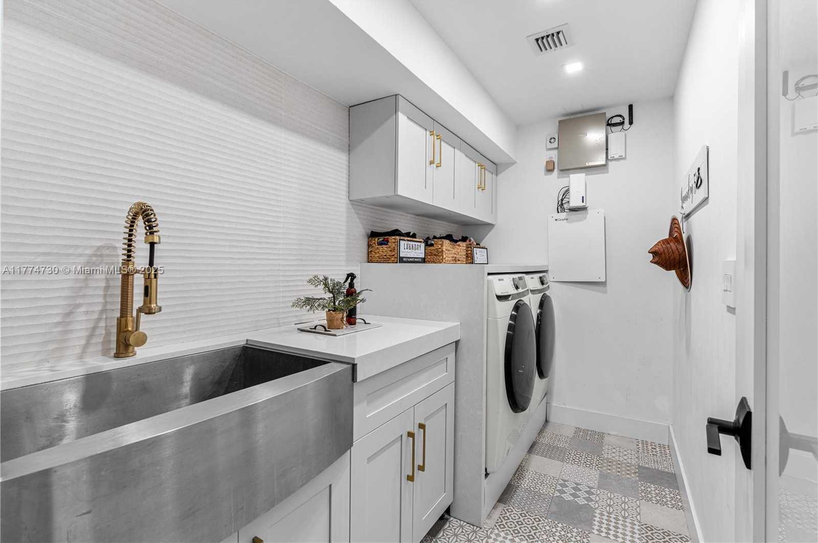 Small Image of 7767 SOUTH WEST 188TH ST, Cutler Bay Number 38