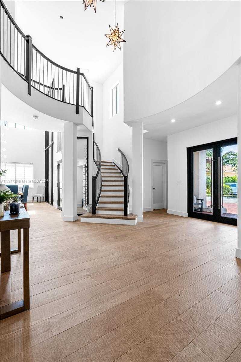 Small Image of 7767 SOUTH WEST 188TH ST, Cutler Bay Number 4