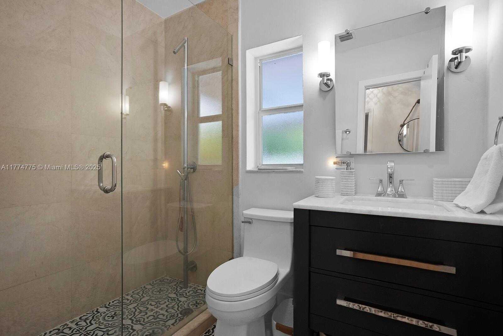 Small Image of 1523 BLUE RD, Coral Gables Number 15