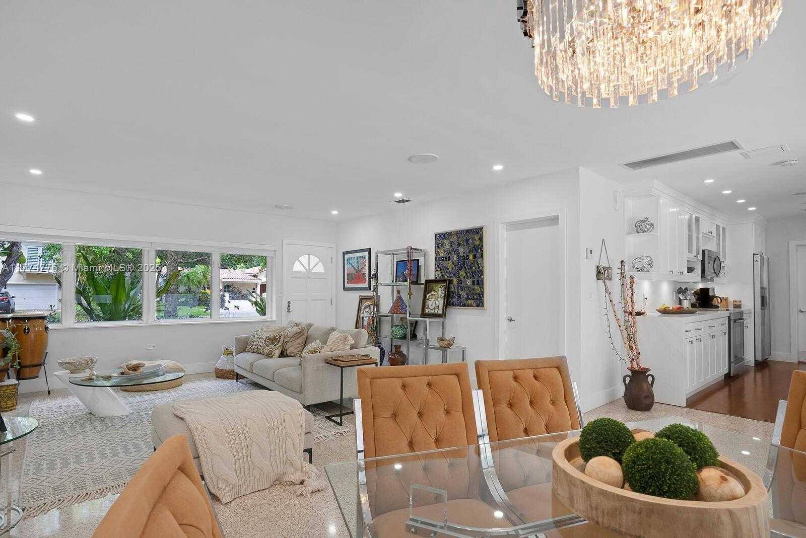 Small Image of 1523 BLUE RD, Coral Gables Number 8