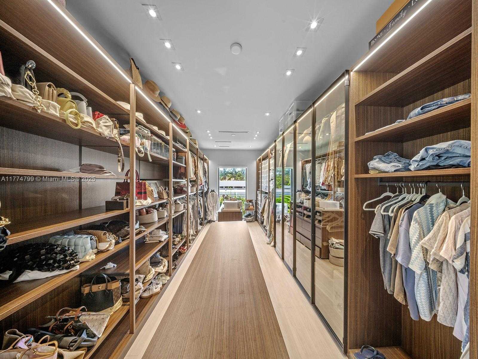 Small Image of 5700 SOUTH WEST 91ST ST, Pinecrest Number 10