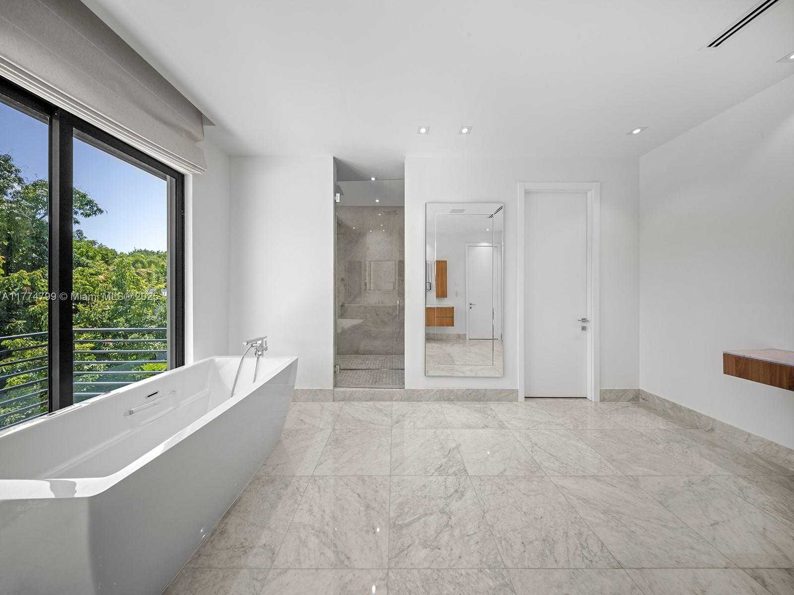 Small Image of 5700 SOUTH WEST 91ST ST, Pinecrest Number 12