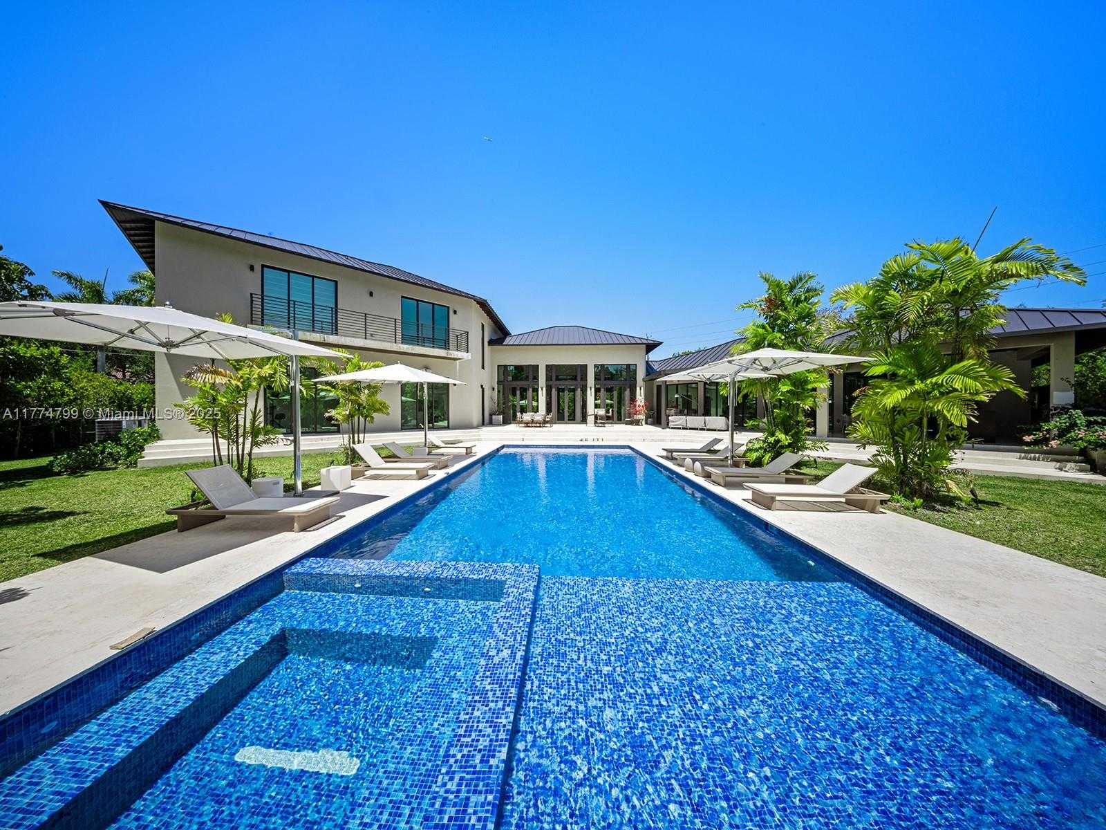 Small Image of 5700 SOUTH WEST 91ST ST, Pinecrest Number 16