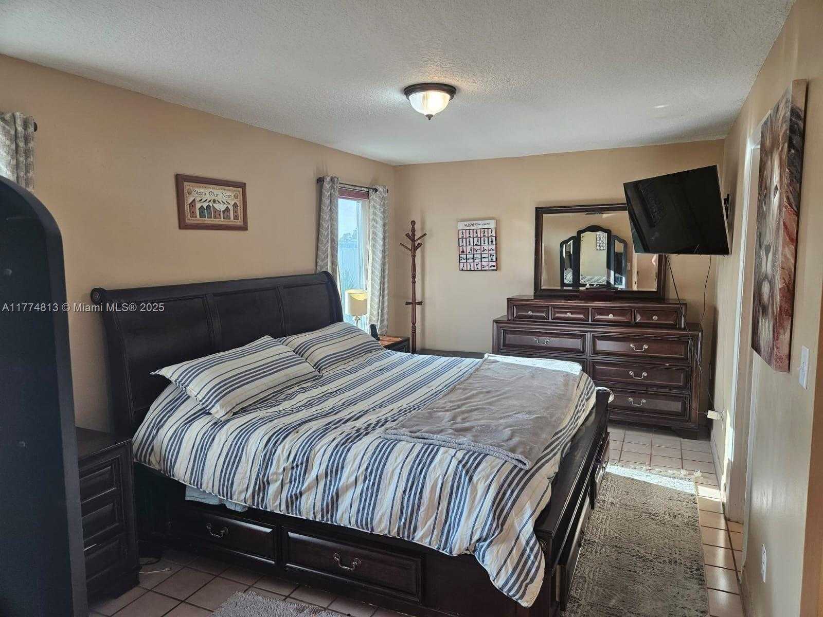 Small Image of 25320 SOUTH WEST 124TH PL, Cutler Bay Number 20