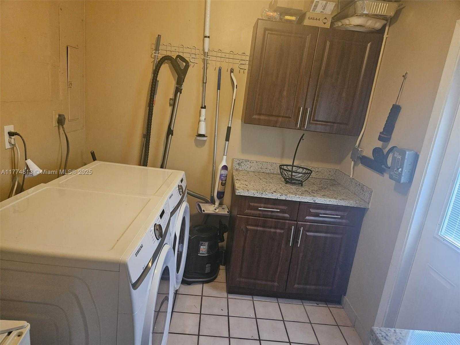 Small Image of 25320 SOUTH WEST 124TH PL, Cutler Bay Number 31