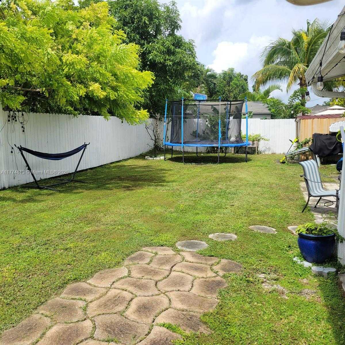 Small Image of 25320 SOUTH WEST 124TH PL, Cutler Bay Number 37