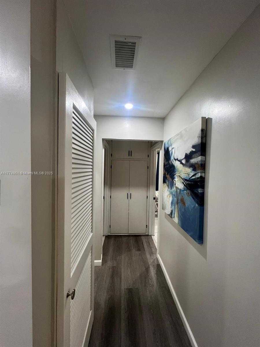 Small Image of 545 NORTH WEST 136TH ST, North Miami Number 7