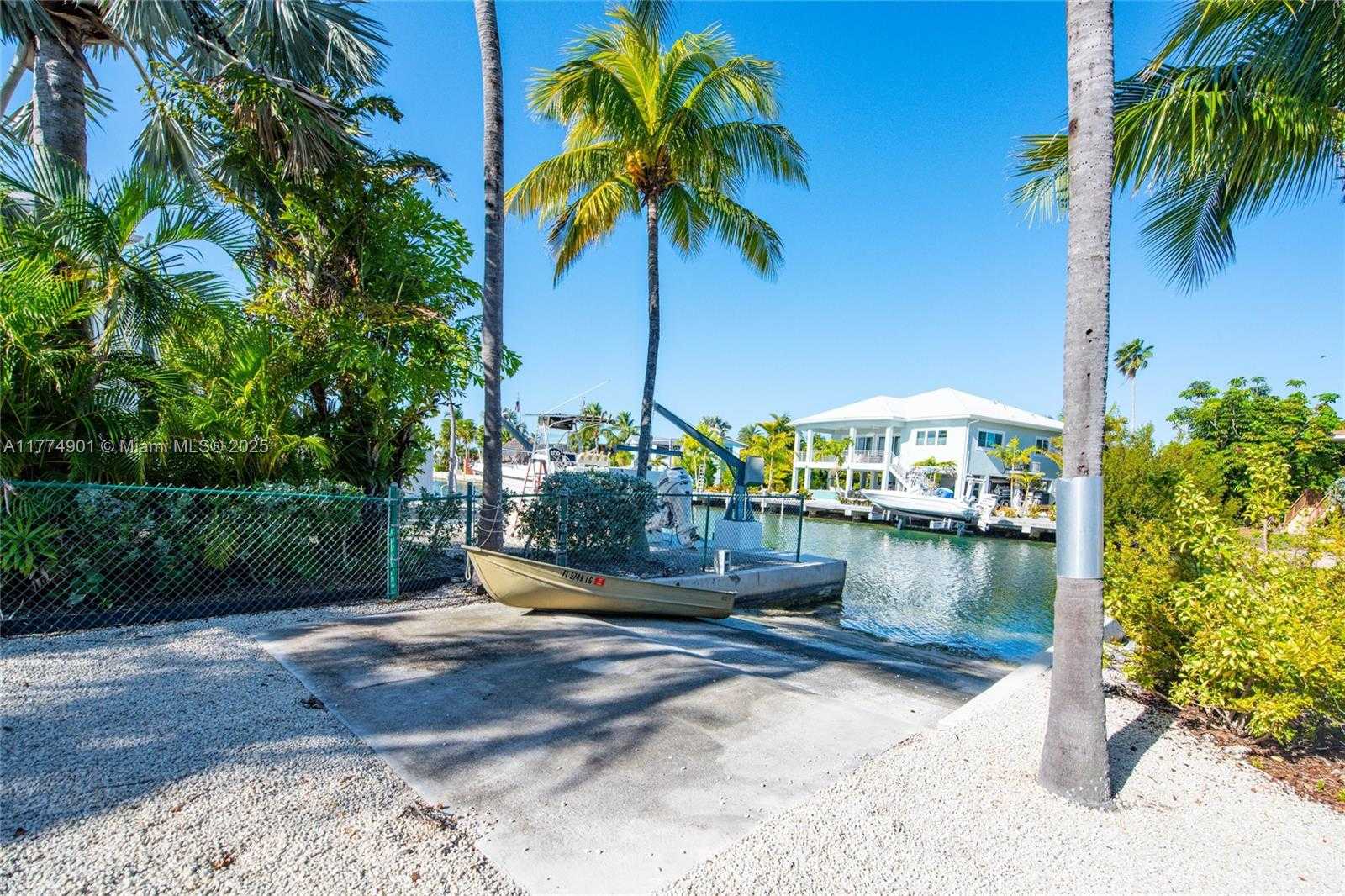 Small Image of 17081 WEST STARFISH LN W, Sugarloaf Number 20