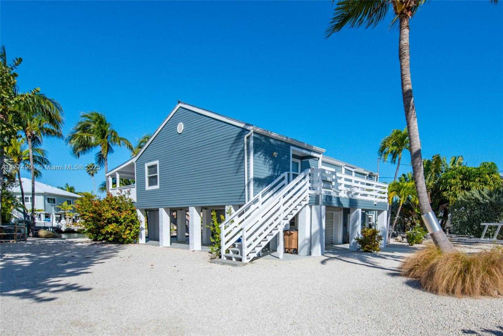 Small Image of 17081 WEST STARFISH LN W, Sugarloaf Number 27