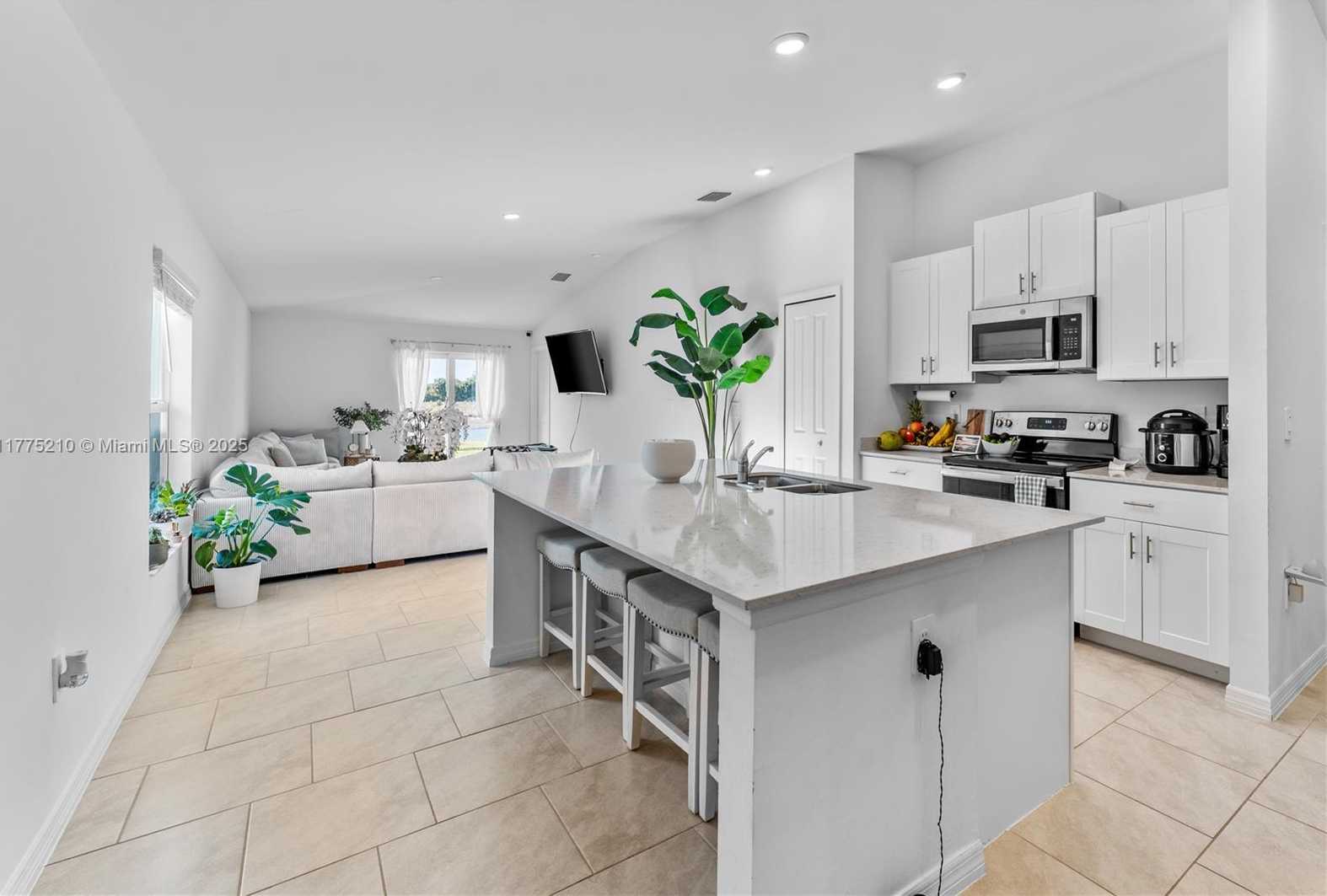 Small Image of 20160 CAROLINE CREEK PLACE, Lehigh Acres Number 10