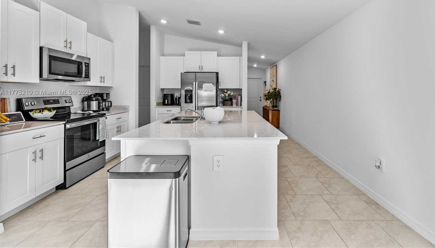 Small Image of 20160 CAROLINE CREEK PLACE, Lehigh Acres Number 12
