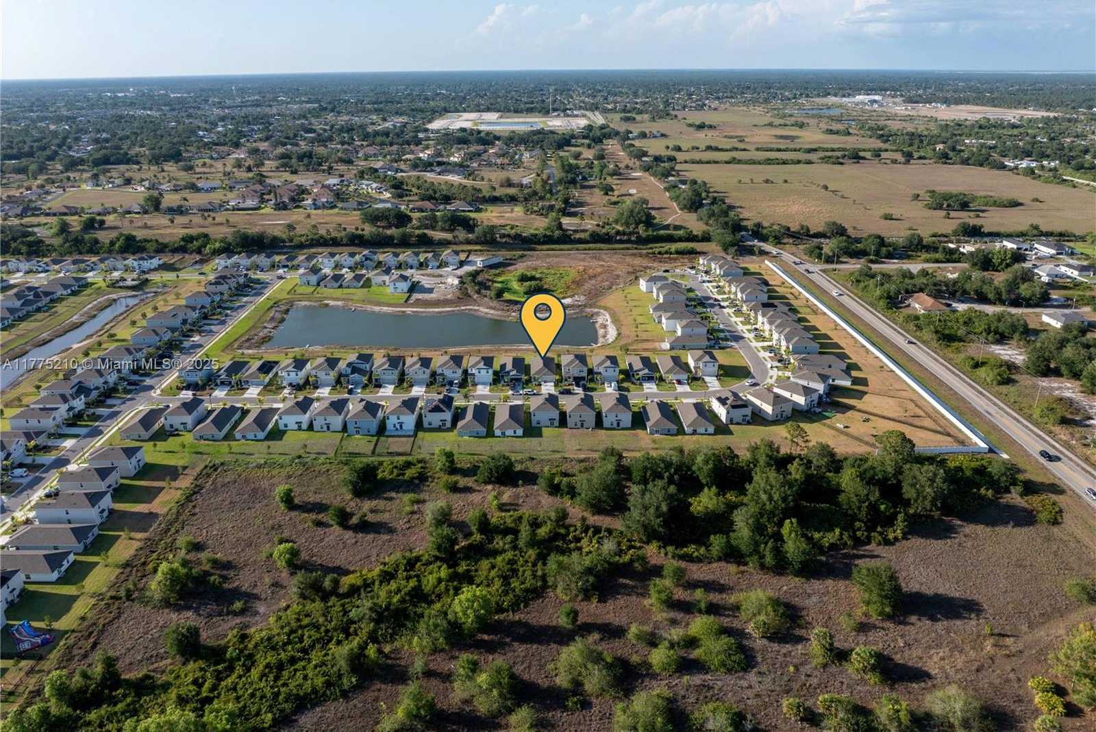 Small Image of 20160 CAROLINE CREEK PLACE, Lehigh Acres Number 32