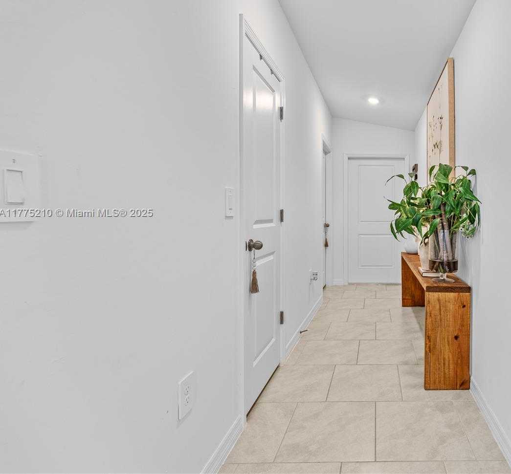 Small Image of 20160 CAROLINE CREEK PLACE, Lehigh Acres Number 6