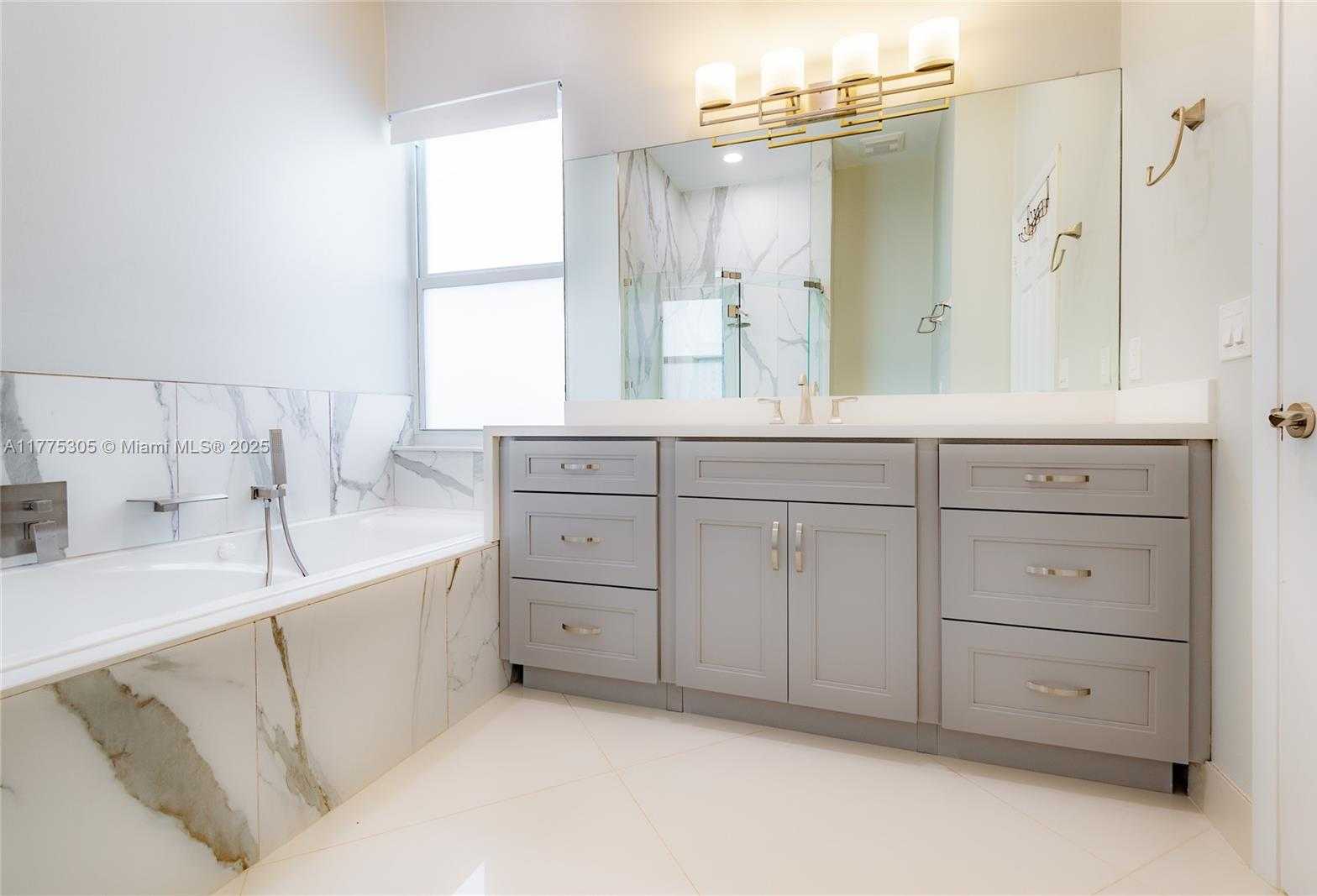 Small Image of 23274 ALORA DR, Boca Raton Number 16